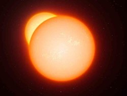 Ανακαλύφθηκε άστρο που εξαφανίζεται επί 3,5 χρόνια.